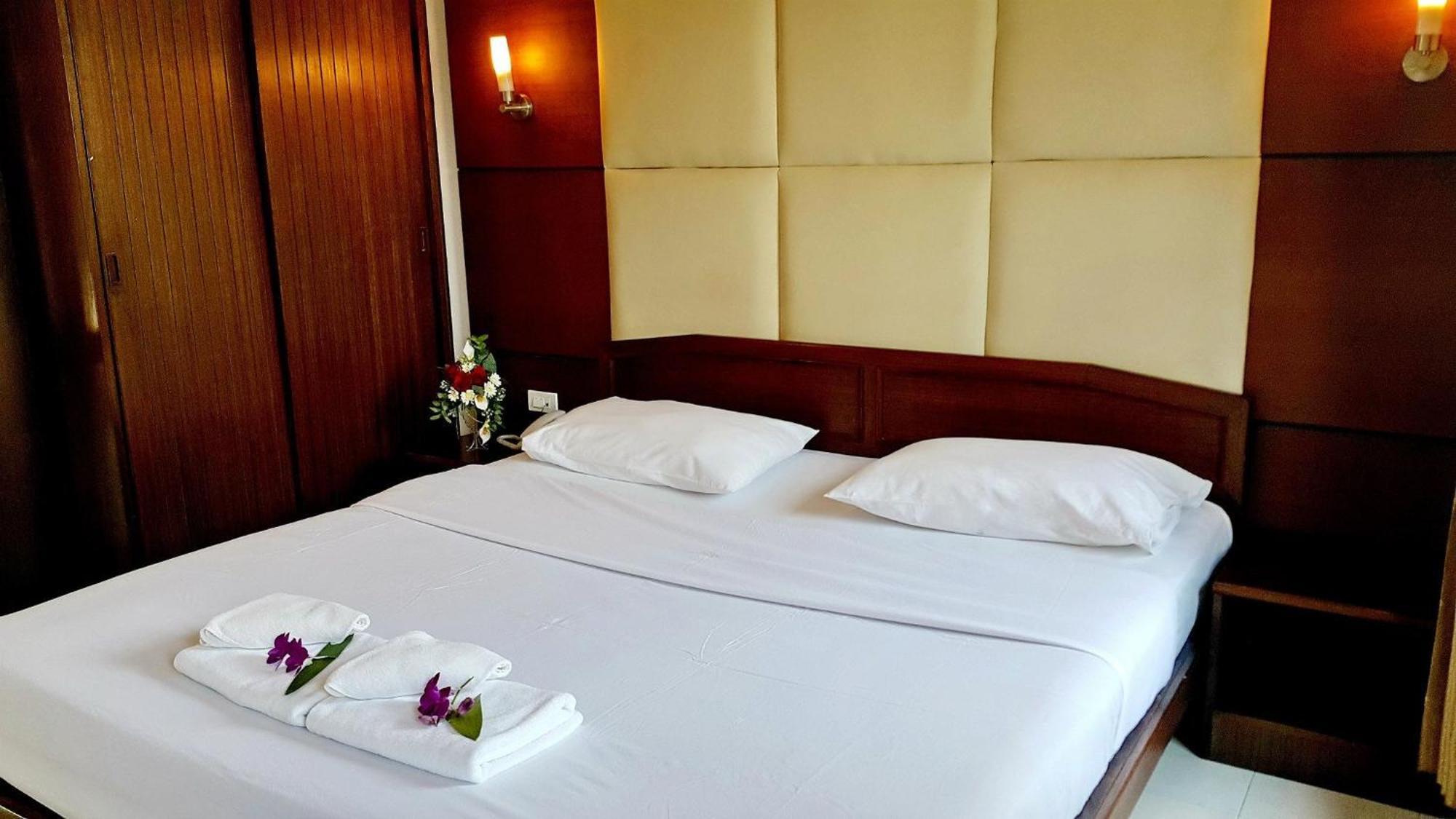Areena Resort And Hotel Uttaradit Luaran gambar